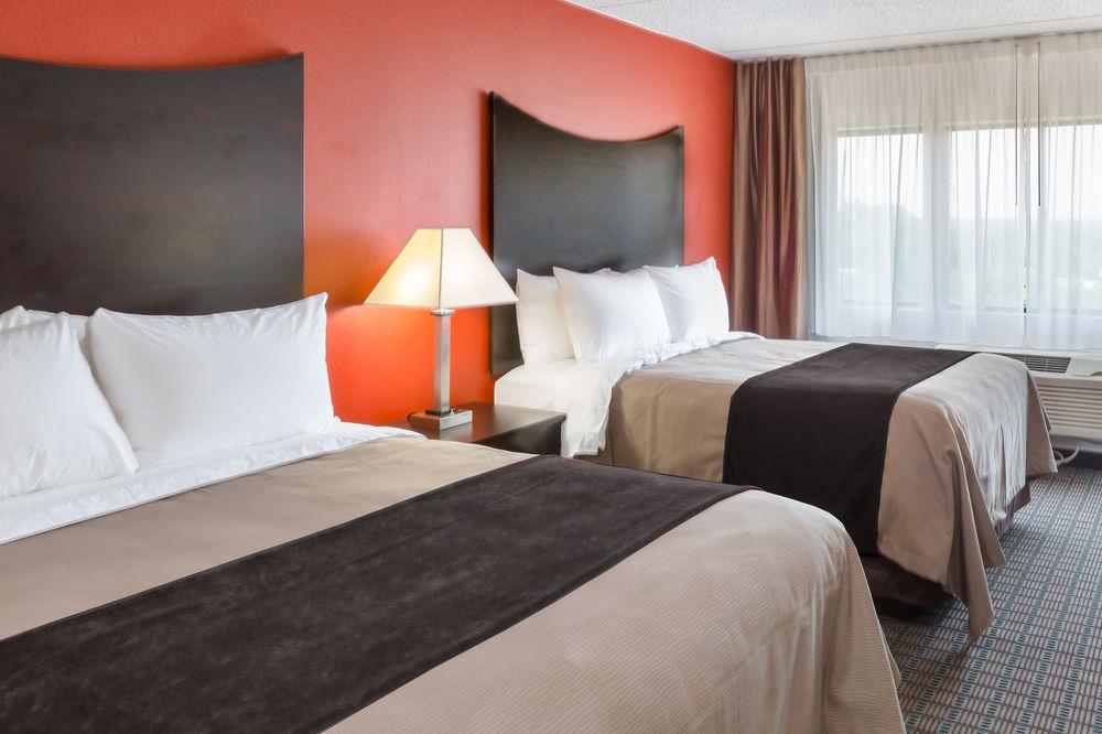 Clarion Hotel & Suites BWI Airport North Baltimore Eksteriør billede