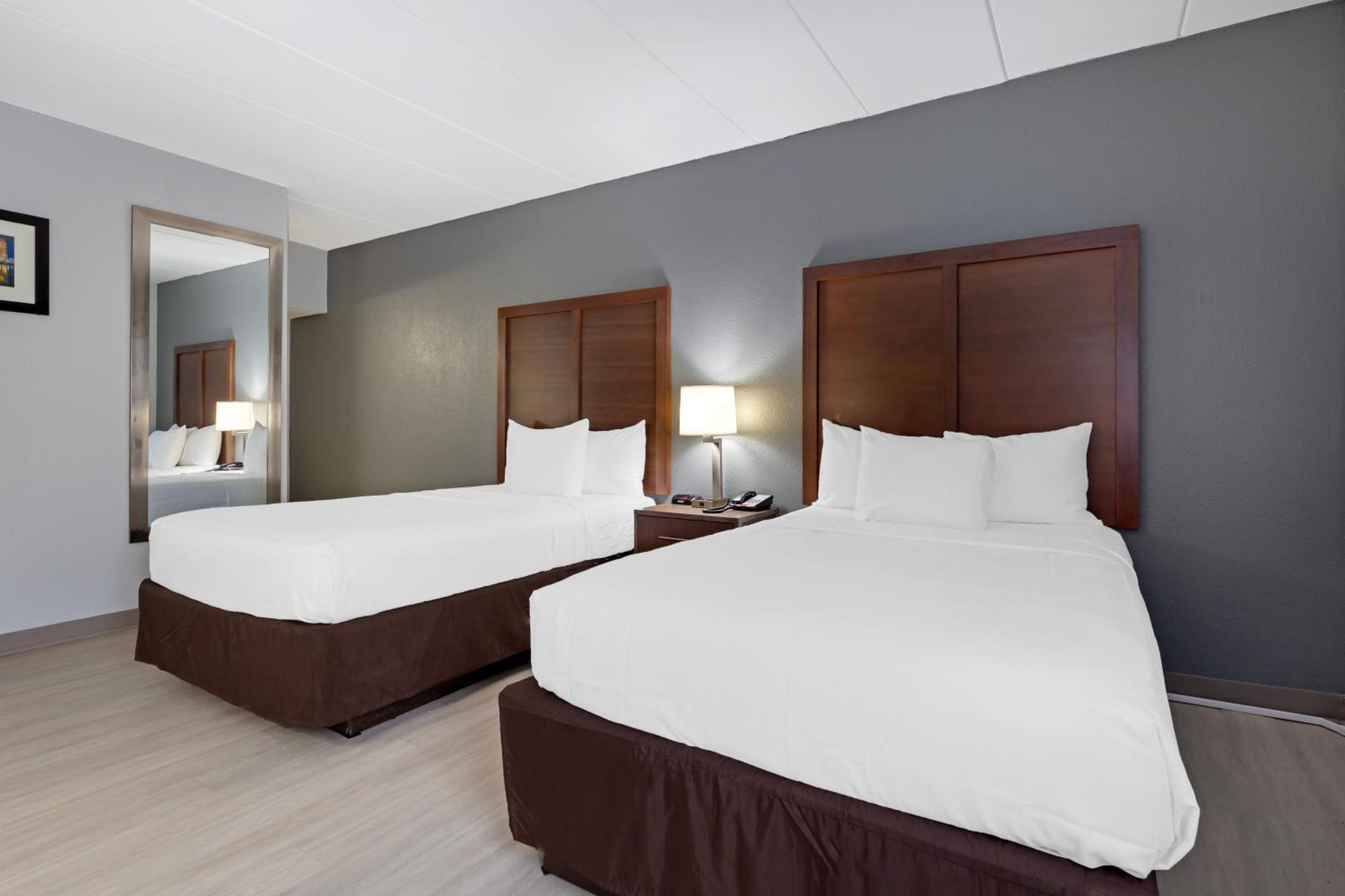 Clarion Hotel & Suites BWI Airport North Baltimore Eksteriør billede