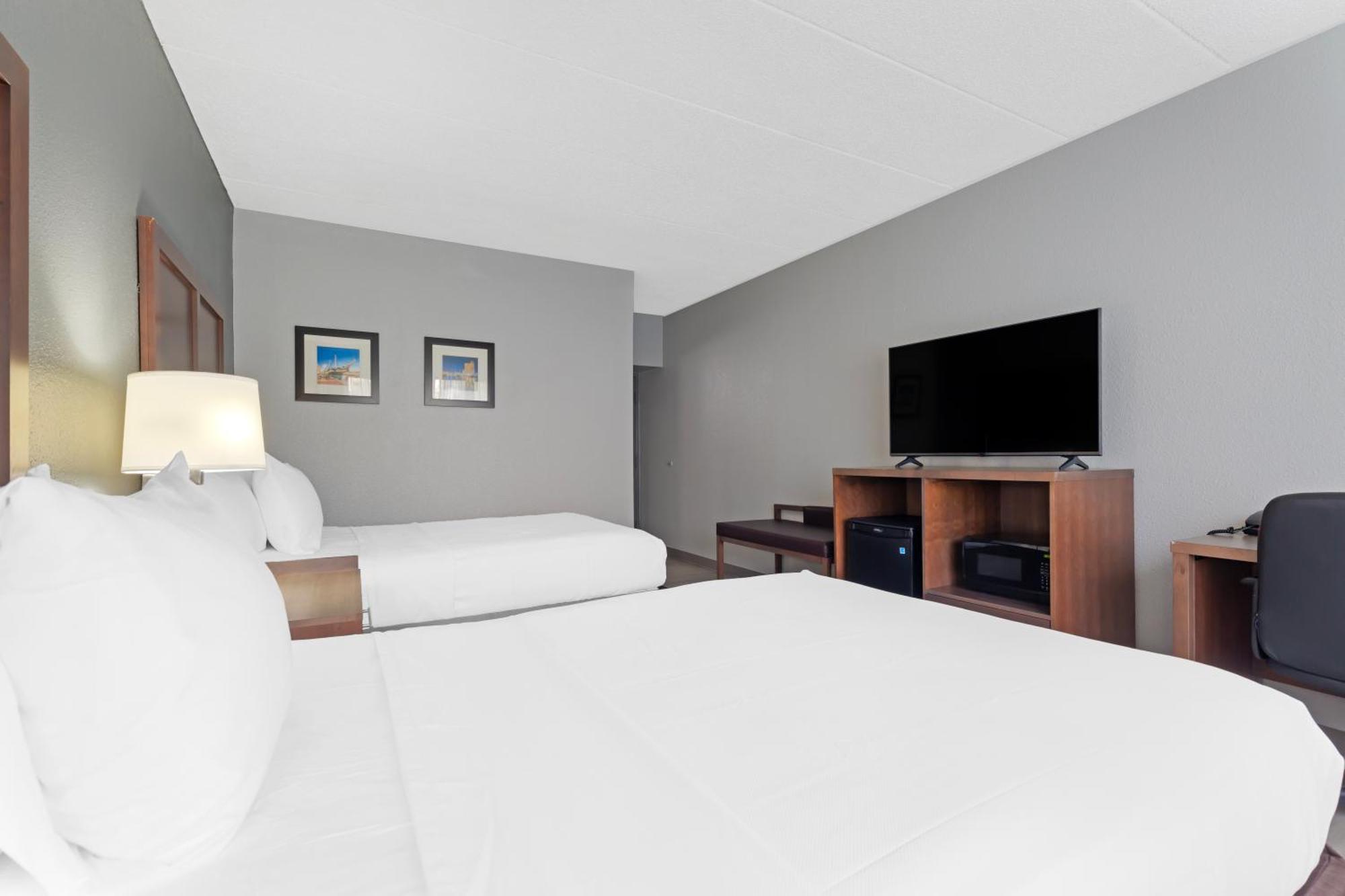 Clarion Hotel & Suites BWI Airport North Baltimore Eksteriør billede