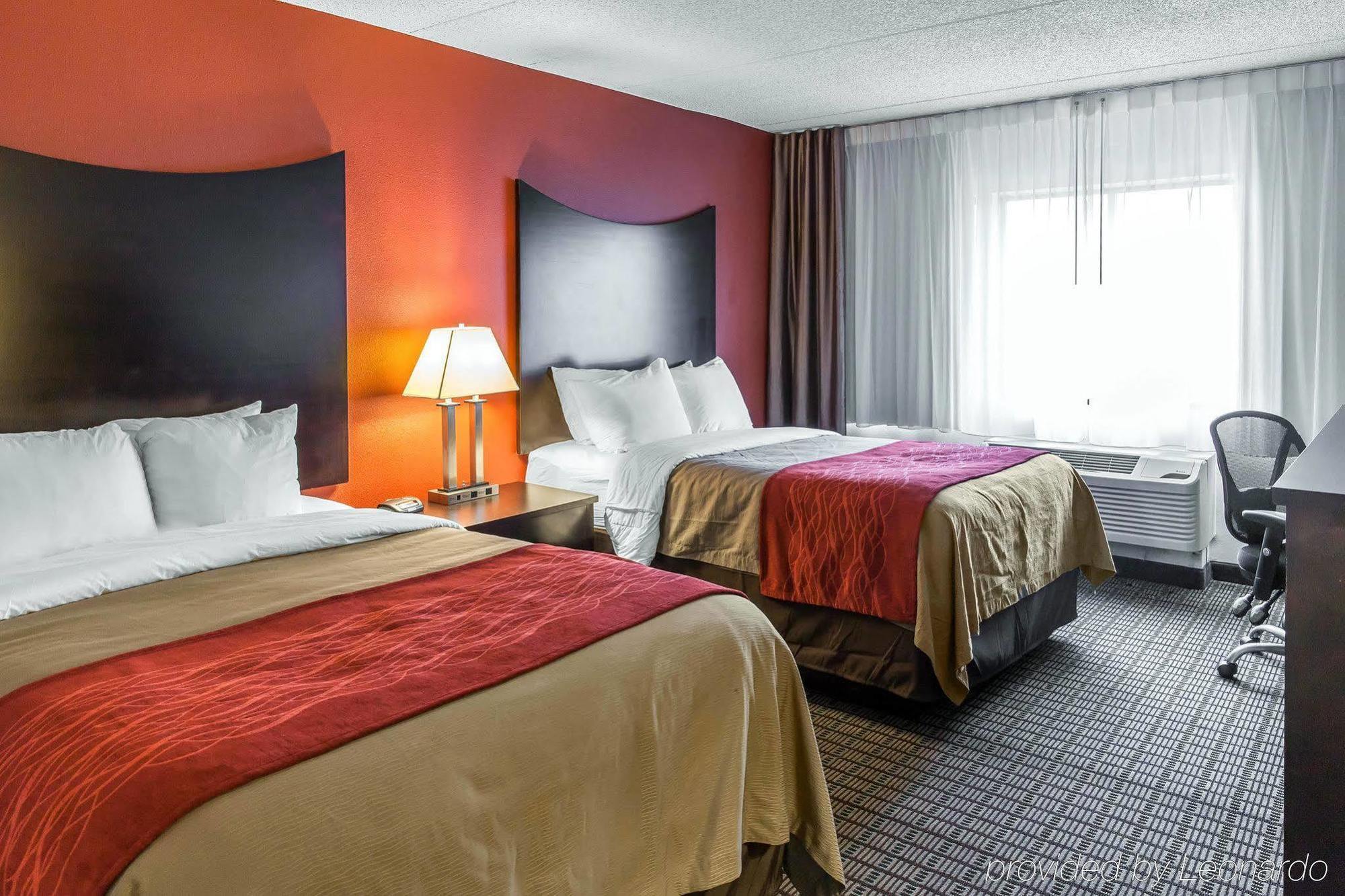 Clarion Hotel & Suites BWI Airport North Baltimore Eksteriør billede
