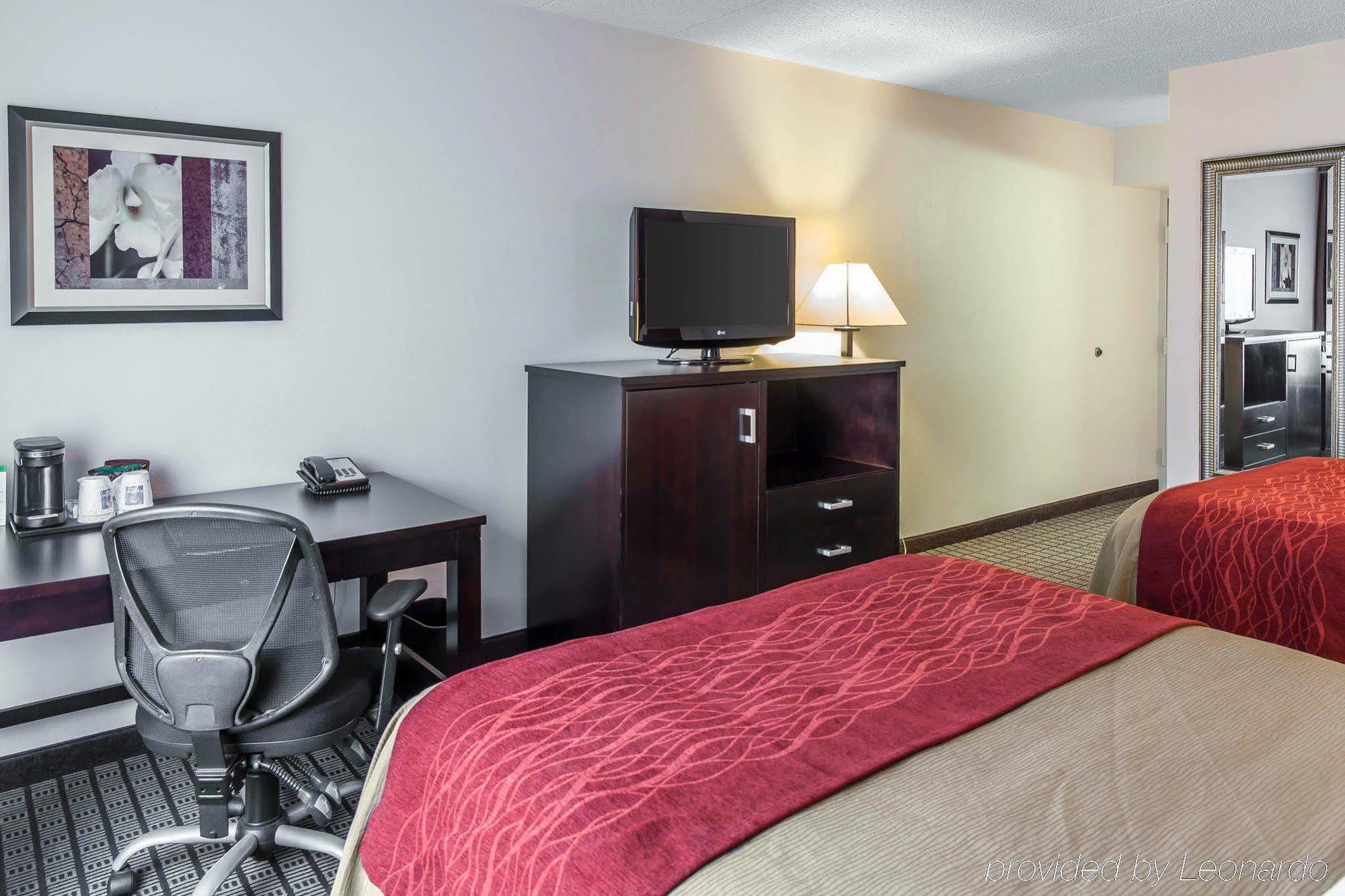 Clarion Hotel & Suites BWI Airport North Baltimore Eksteriør billede