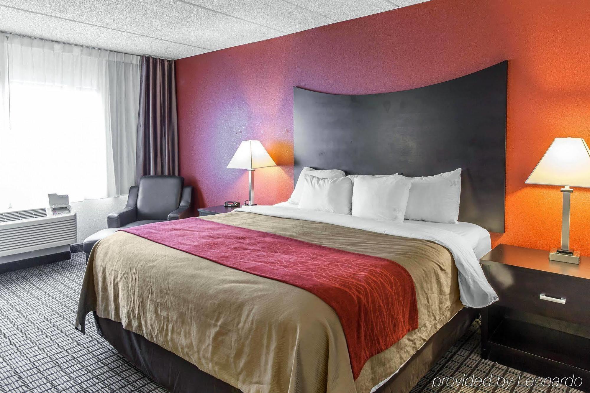 Clarion Hotel & Suites BWI Airport North Baltimore Eksteriør billede